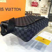 BagsAll Louis Vuitton DISTRICT GM 33 3415 - 4