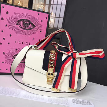 Gucci Sylvie Leather Bag BagsAll Z2334