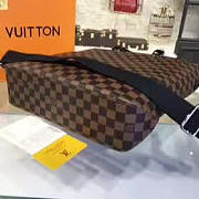 Louis Vuitton Tote Explorer 3398 35cm  - 4