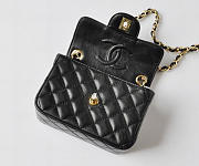 CC Lambskin Leather Flap Bag With Gold Hardware Black 17.5cm - 3