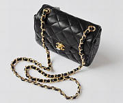 CC Lambskin Leather Flap Bag With Gold Hardware Black 17.5cm - 2