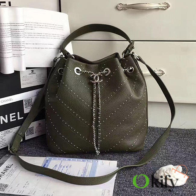 CC Calfskin Bucket Bag Green BagsAll A93598 VS08204 - 1