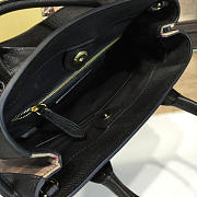 BagsAll Burberry 27 Black Handbag  5761 - 2