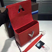 Louis Vuitton Twist Red MM 23cm - 5