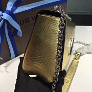 Louis Vuitton Twist Gold 3731 23cm - 5