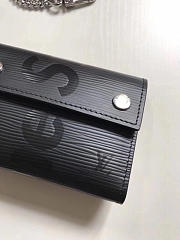 Louis Vuitton Supreme BagsAll Key wallet noir 3800 - 4