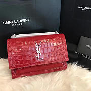 YSL Sunset Chain 17 Red Crocodile Embossed Shiny Leather 4860 - 1