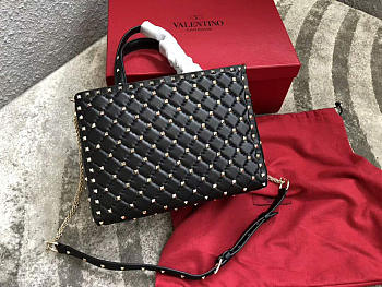 bagsAll VALENTINO Candystud quilted leather tote 0061 black