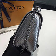 Louis Vuitton Twist PM Silver 3733 18cm  - 2