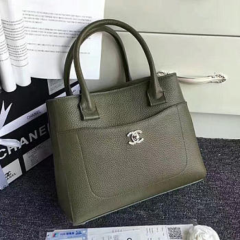 Chanel Calfskin Large Shopping Bag Green A69929 VS01555 27cm