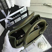Chanel Calfskin Large Shopping Bag Green A69929 VS01555 27cm - 3