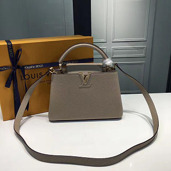 Louis Vuitton CAPUCINES PM 3677 27cm 
