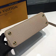 Louis Vuitton CAPUCINES PM 3677 27cm  - 4