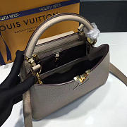 Louis Vuitton CAPUCINES PM 3677 27cm  - 2