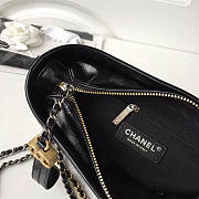 CHANEL'S GABRIELLE Hobo Bag 20 Navy Blue  - 2