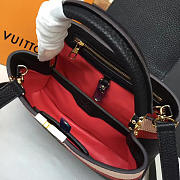 Louis Vuitton CAPUCINES PM 3709 27.5cm  - 2