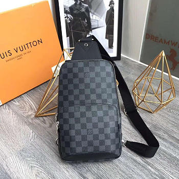 Louis Vuitton AVENUE SLING 31 Men's Bag 6770