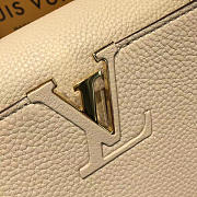Louis Vuitton CAPUCINES MM Galet 3674 36cm  - 5