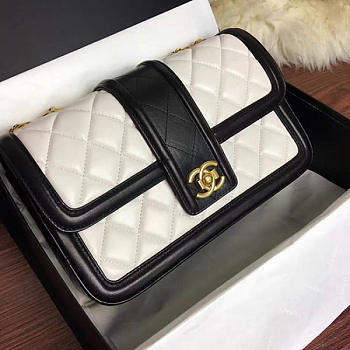 Chanel Quilted Lambskin gold-tone metal Flap Bag White & Black A91365 25.5cm