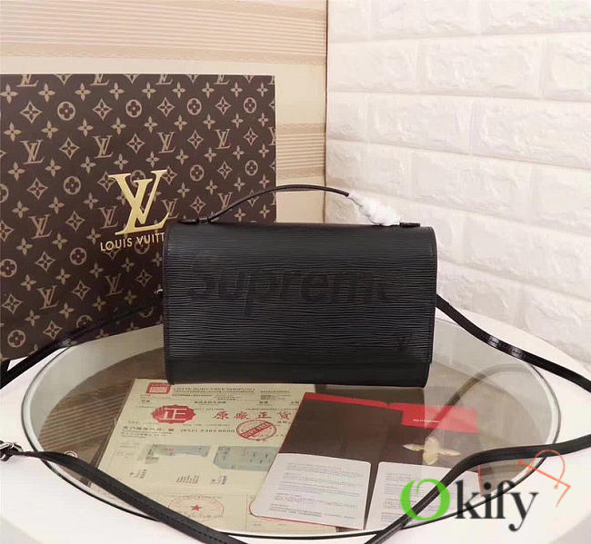 Louis Vuitton Supreme 23 Shoulder Bag Black M54539  - 1