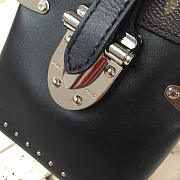  Louis Vuitton Reverse BagsAll  Monogram Camera Box 3480 - 3