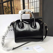 bagsAll Givenchy Small Antigona 28 Black Shiny 2026 - 1