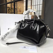 bagsAll Givenchy Small Antigona 28 Black Shiny 2026 - 6
