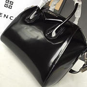 bagsAll Givenchy Small Antigona 28 Black Shiny 2026 - 5