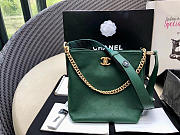 Chanel Lambskin 29 Crossbody Green - 2