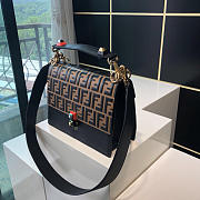 Fendi KAN I handbag medium 25 Flip leather handbag 283M105 Khaki - 3