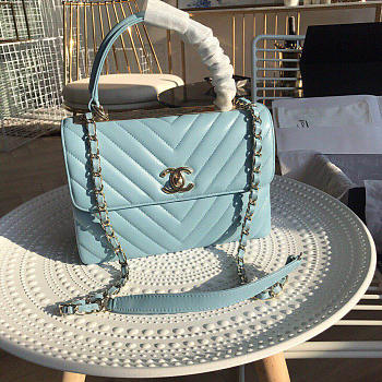 Chanel new rhombic chain bag 25 blue