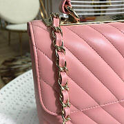 Chanel new rhombic chain bag pink - 2