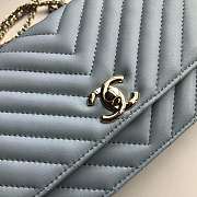 Chanel Lambskin V-type chain bag 19 light blue  - 2