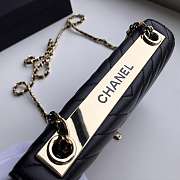 Chanel Lambskin V-Type Chain Bag 19 Black - 6