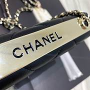 Chanel New goatskin WOC chain bag 19cm - 6