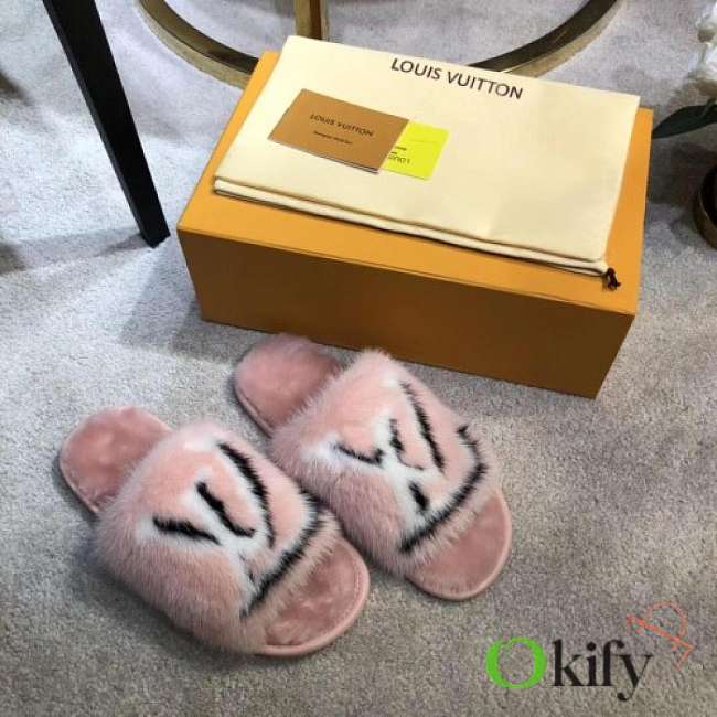 Bagsall LV Slippers Pink 307 - 1