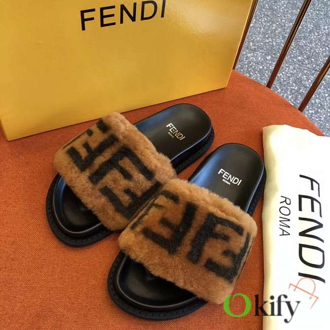 Bagsall FENDI slippers 309 - 1