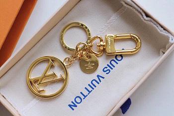Bagsall Louis Vuitton key ring