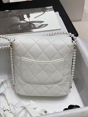 2021 early spring new series pearl chain bag white 20cm - 3