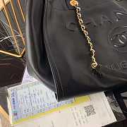 Chanel shopping bag in black 39cm - 6