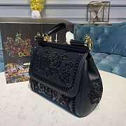 Dolce & Gabbana medium sicily bag in nappa leather with cut out details - 4