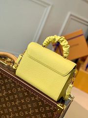 Louis Vuitton Medium Twist 23 Yellow M58571  - 5