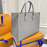 Louis Vuitton Onthego MM 35 Empreinte leather Gray M44576 - 5