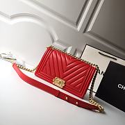Chanel Leboy Chevron 25 Gold Hardware Red Calfskin 67086 - 1