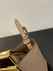 Fendi way F buckle handbag light brown leather 551 20cm - 2