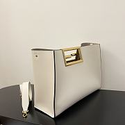 Fendi way F buckle handbag white leather 552 40cm - 2
