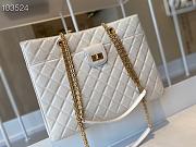 Chanel Original Lather Shopping Bag White AS6611 35cm - 2