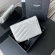 YSL Purse White Leather Gold Buckle A026K 13.5cm - 3