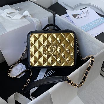 Chanel 21K Vanity Case 18 Black and Gold AS2900 