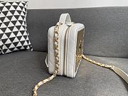 Chanel 21K Vanity Case 18 White and Gold AS2900  - 4
